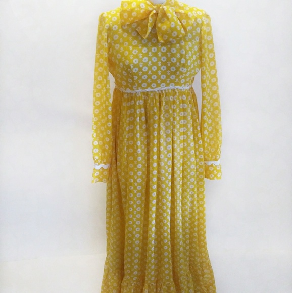 1970's Polka Dot Prairie Dress - Picture 3 of 4
